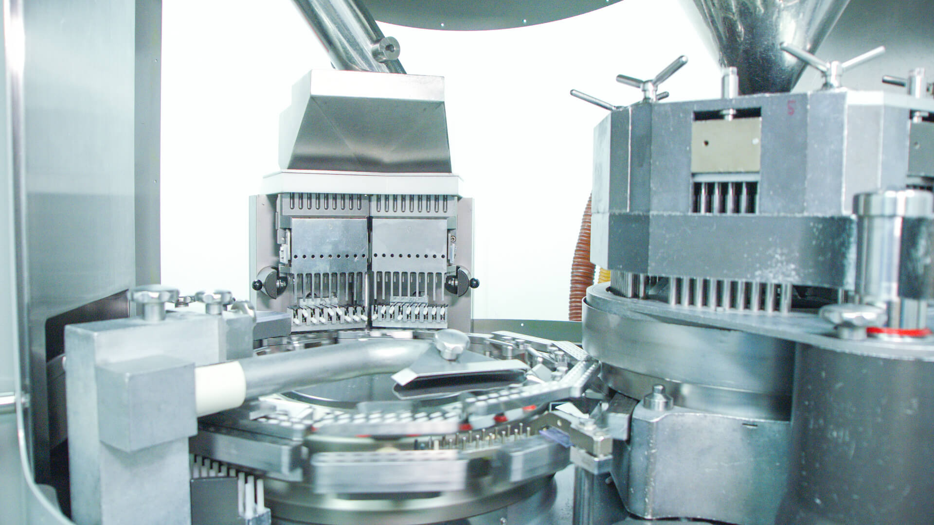 csm_IFF_HWP_Manufacturing-Expertise_ec546e5ef6