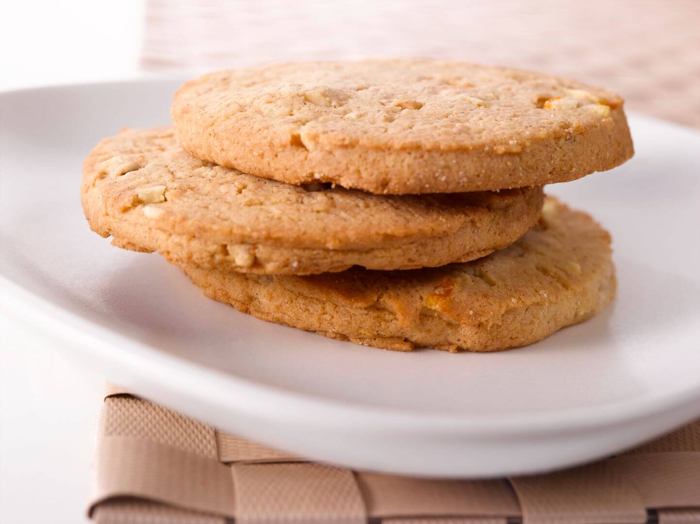 plate with 3 cookies